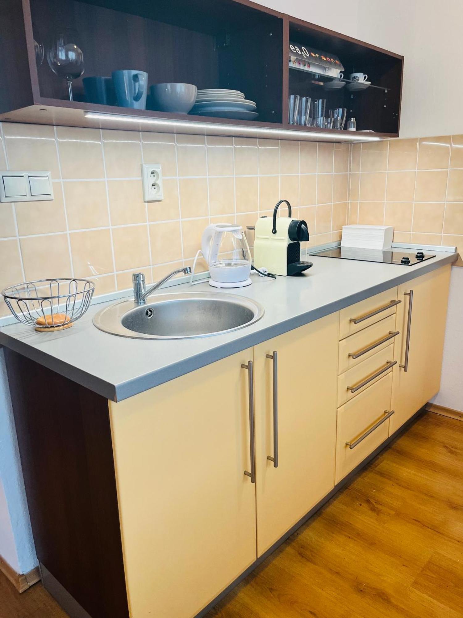 Appartamento Charming Studio In The Old Town Bratislava Esterno foto